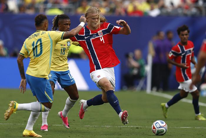 Noruega vence a Brasil en octavos; espera a México o Inglaterra