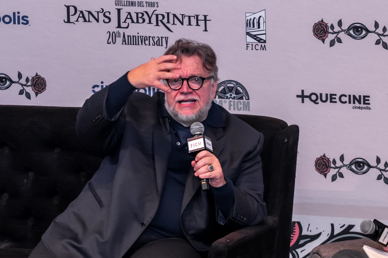 “Nos quieren robar el proceso”: Guillermo del Toro defiende la creación humana frente a IA