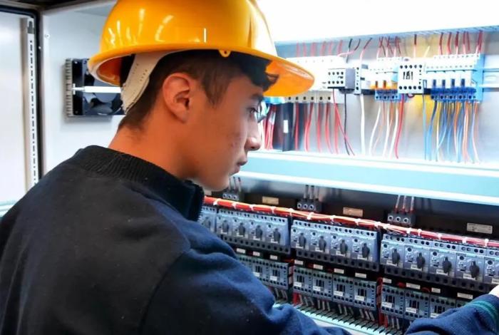 Nuevas carreras de ingeniería aportarán al crecimiento del Parque Bajío: Iemsysem