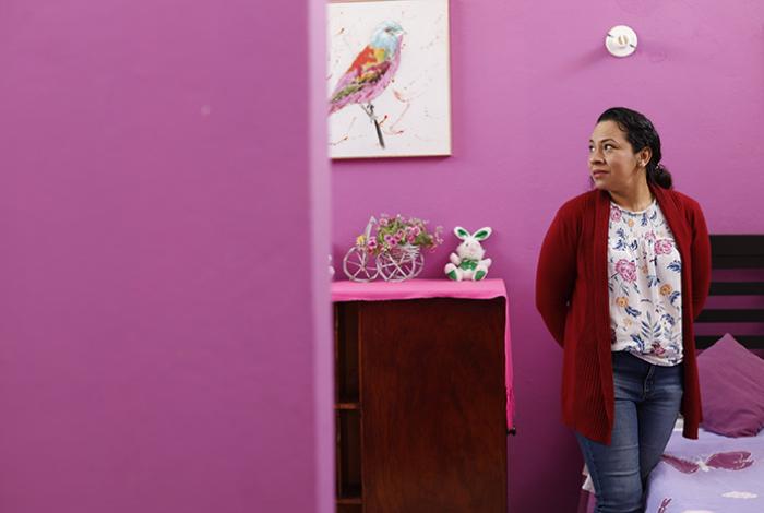 Nuevas reglas y menos recursos amenazan a los refugios para mujeres en México