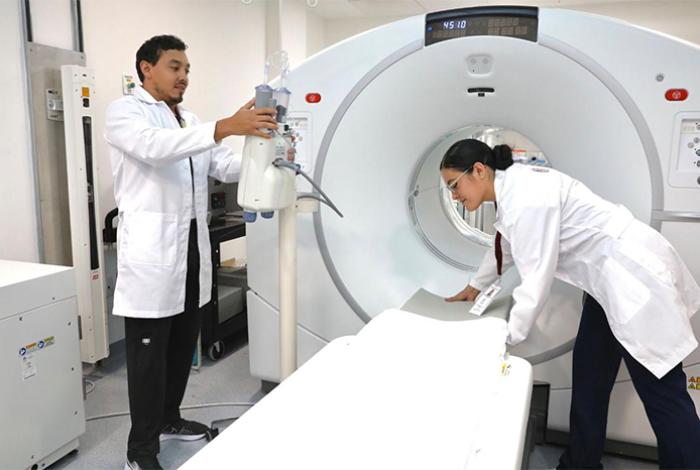 Nuevo equipo facilita detección del cáncer y optimiza el tratamiento: Salud Michoacán