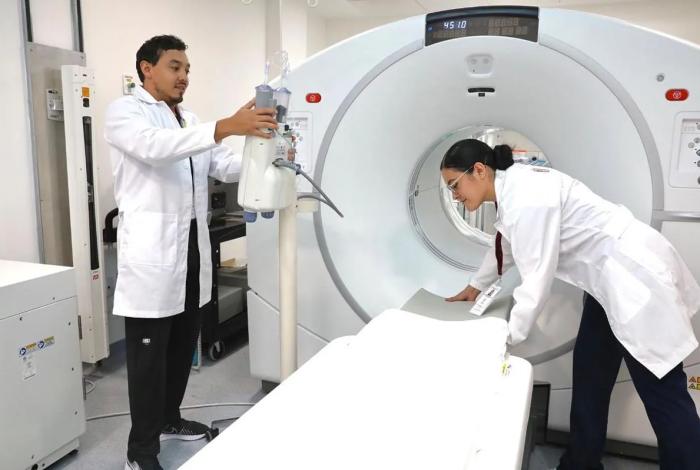Nuevo equipo facilita detección del cáncer y optimiza el tratamiento: SSM