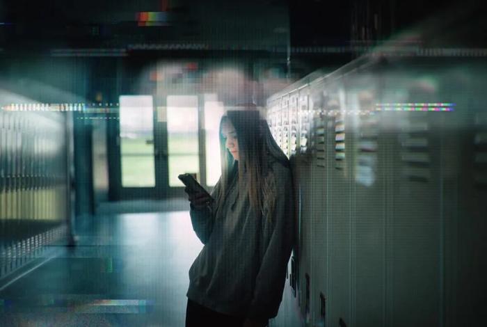 ‘Número desconocido’ el documental de Netflix sobre acoso escolar digital