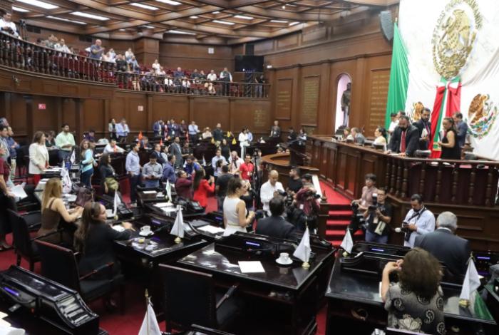 Obligarán a escuelas de Michoacán a mantener condiciones óptimas de higiene