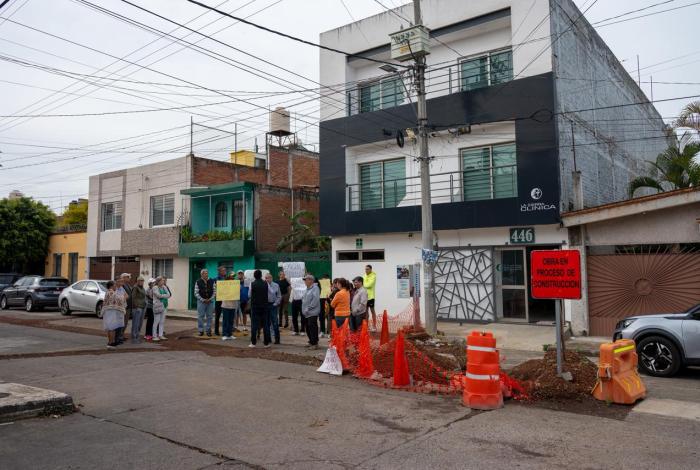 Obras de drenaje llevan dos meses inconclusas en Santa María de Guido