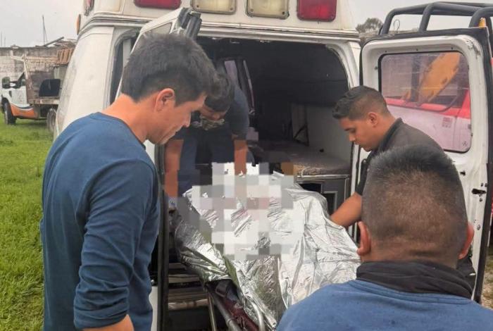 Obrero recibe descarga eléctrica en Zitácuaro; está grave