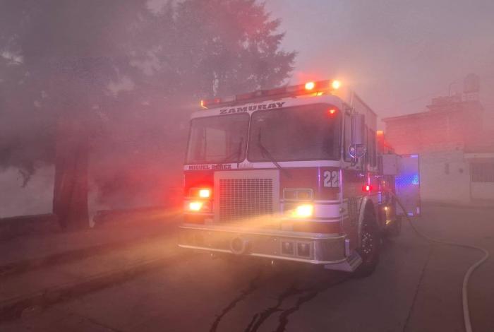 🔥 Ocurre incendio en una casa de la colonia Lázaro Cárdenas de Zitácuaro