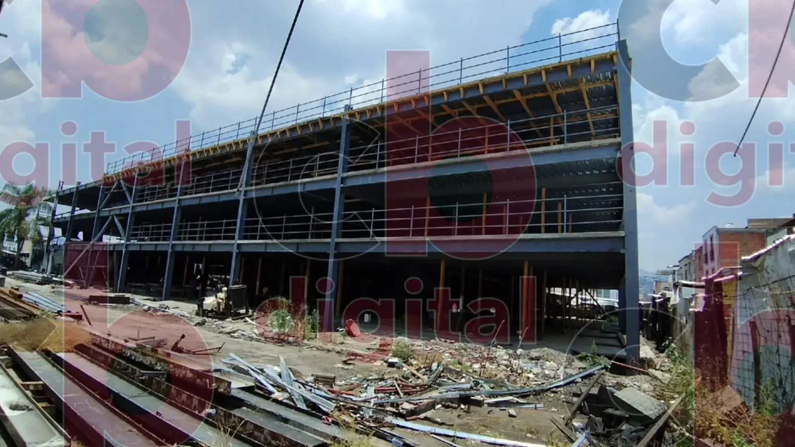 Oferentes del Mercado Independencia exigen terminación del nuevo estacionamiento