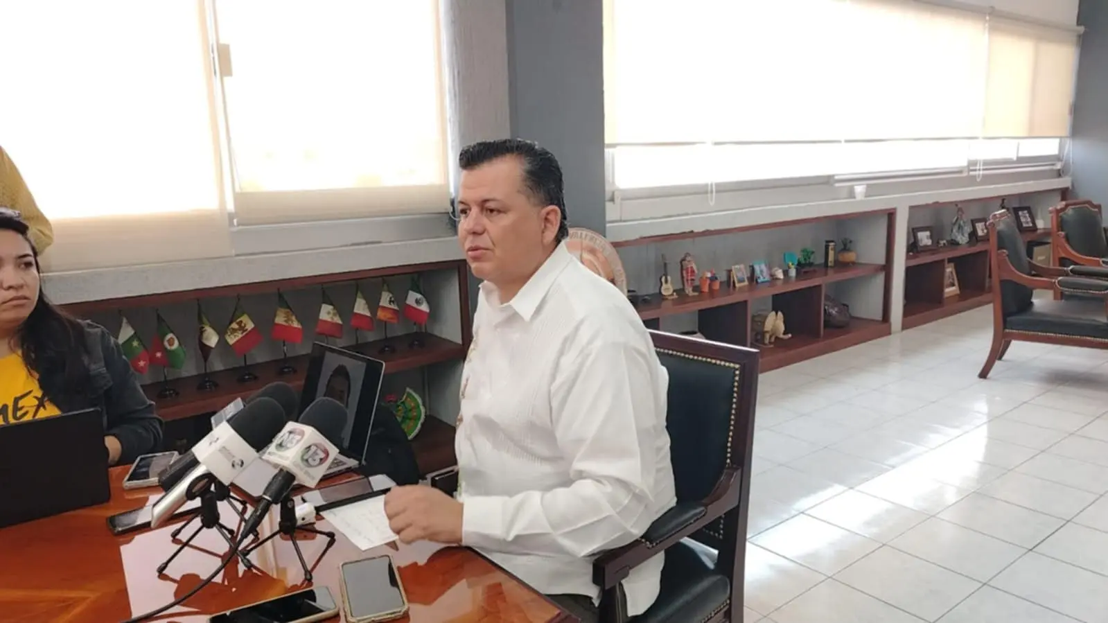 Ofrece PRI recompensa para dar con asesinos de mezcalero en Morelia