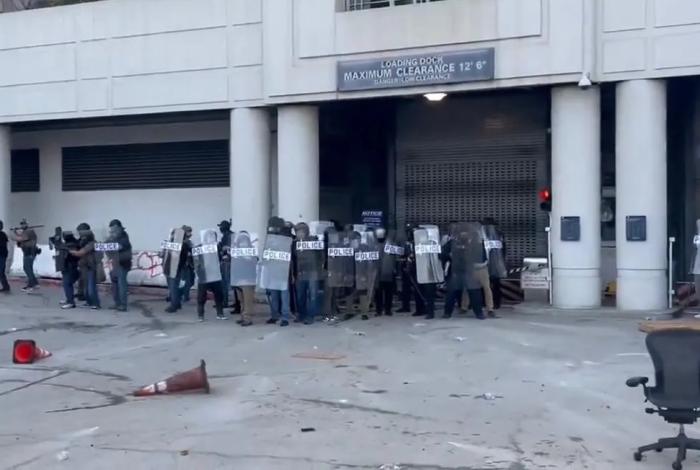Once mexicanos detenidos en redadas migratorias en Los Ángeles