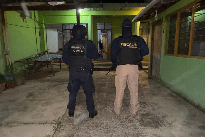 Operativo en Nahuatzen deja tres deten1dos y dr0ga asegurada