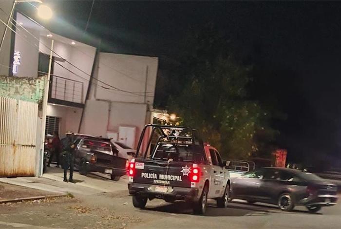 Padre e hijo mueren tras agresión armada en vulcanizadora de Apatzingán