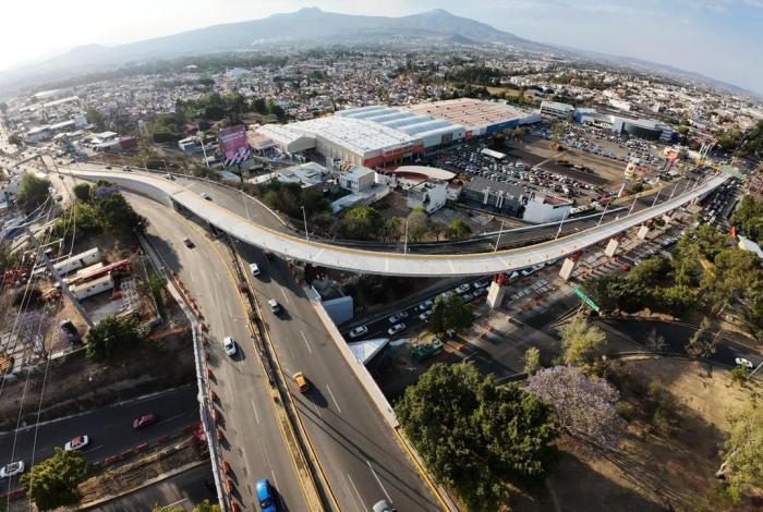 Pago del refrendo vehicular “va de vuelta” en obras de infraestructura para Michoacán: Bedolla