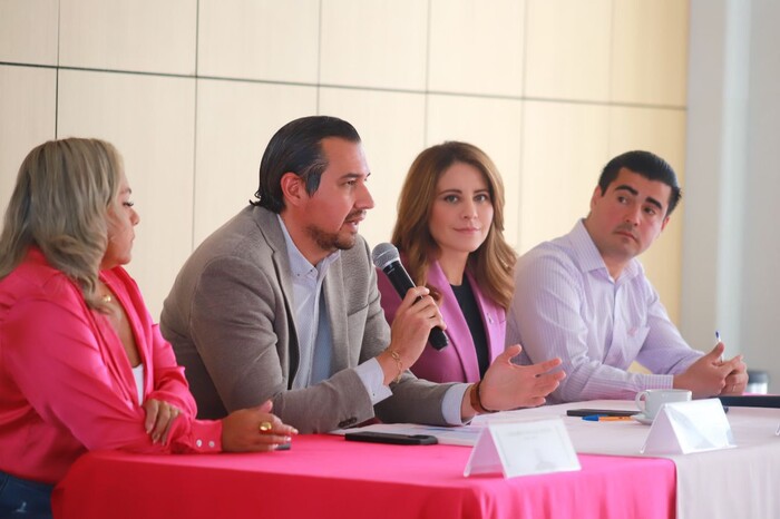  Paola Delgadillo presenta campaña contra el cáncer de mama, Prevenir es Vivir “Tu salud importa más”