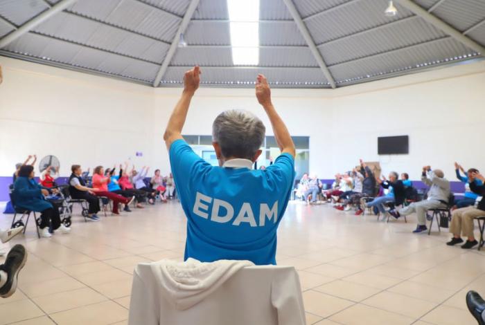 Paola Delgadillo promueve la movilidad y autonomía de los adultos mayores