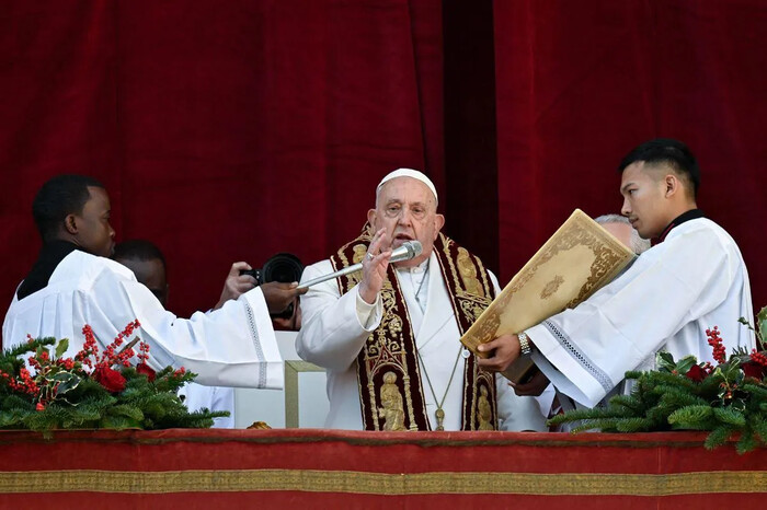 Papa Francisco insta por la paz en su mensaje de Navidad