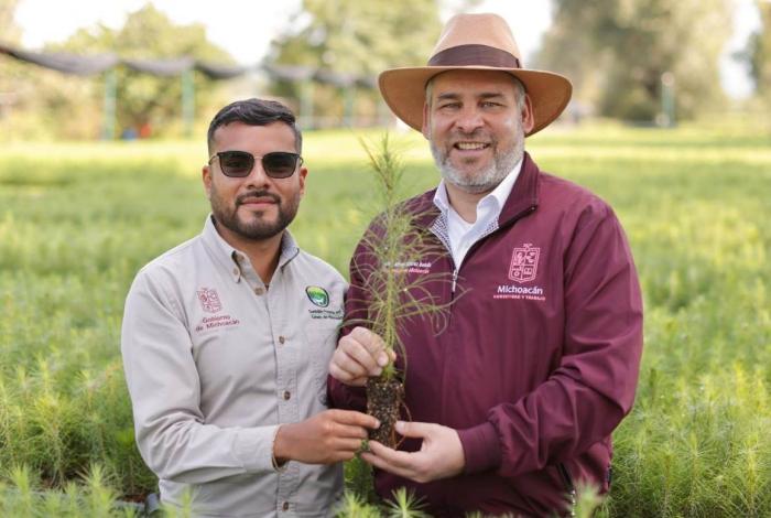Para cuencas de ríos y lagos, 4 de cada 10 árboles plantados: Bedolla