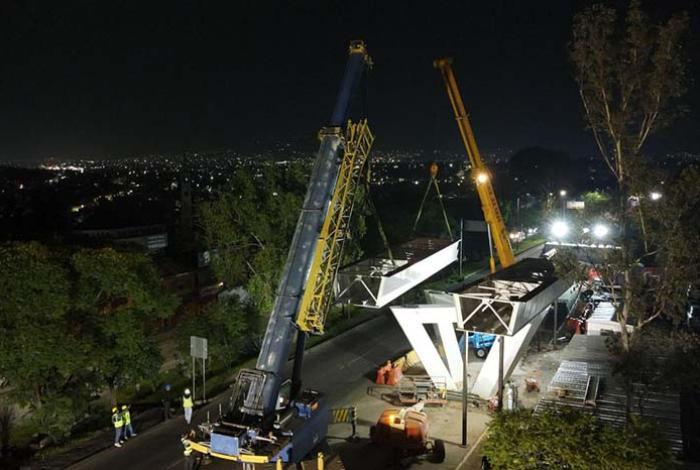 Paso Eréndira, frente al Mercado de Abastos, lleva 32 por ciento de avance