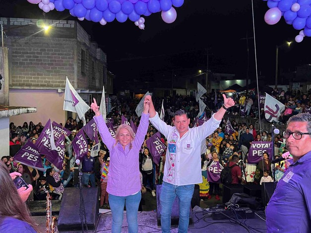 Pátzcuaro se pinta de morado y va con el PES