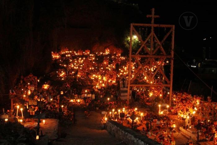 Pátzcuaro ya tiene 90% de ocupación hotelera para Noche de Muertos; turistas reservaron desde hace un año