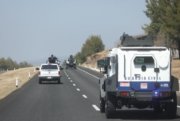 Pausa de corridas de autobuses, cierre de tiendas de conveniencia y centros comerciales, como medida de prevención: Segob
