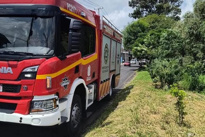 PC Michoacán y Policía Morelia rescatan a hombre que cayó de forma accidental al río Grande
