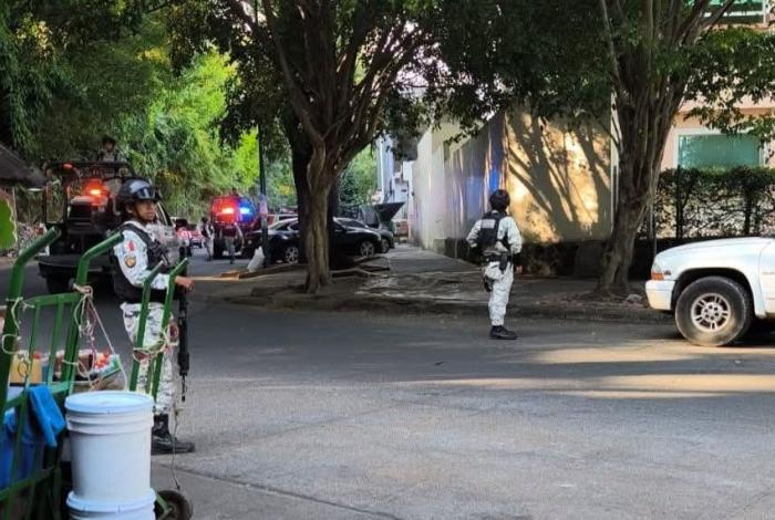 Pistol4 en mano, asalt4 el Hospital Civil de Uruapan