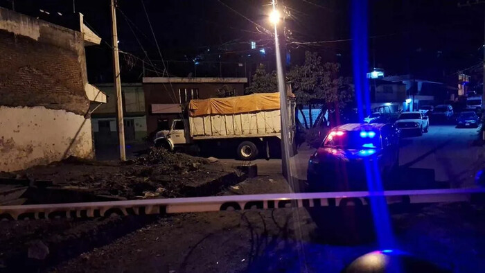 Pistoleros persiguen y matan a dos jovencitos, en la colonia Casa del Niño de Uruapan