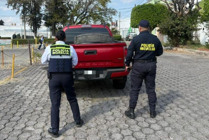 Policía Morelia recupera en minutos vehículo robado