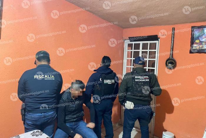 Policía supuestamente privado de la libertad regresa a casa por su propio pie