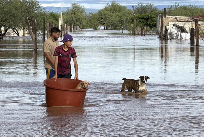 Polo se debilita a baja presión remanente, pero deja inundaciones y cientos de damnificadas a su paso