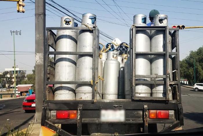Por inseguridad, reportan desabasto y cierre temporal de gaseras en Ciudad Hidalgo, Michoacán