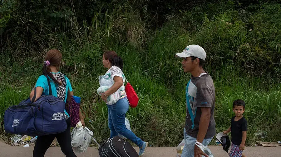 Por violencia, hay más de 207 desplazados en Apatzingán: Regidora