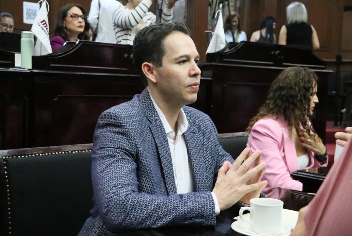 Presenta Alfredo Anaya iniciativa para garantizar cuidado integral digno a niñas, niños y adolescentes bajo tutela del Estado