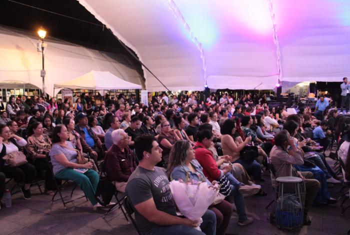 Presenta SeCultura Morelia Antología de mujeres escritoras en la IV Fillm