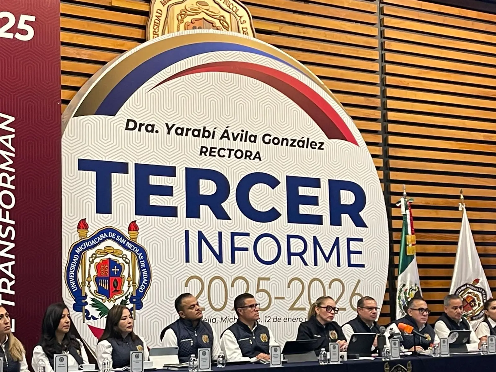 Presenta Yarabí Tercer Informe al frente UMSNH