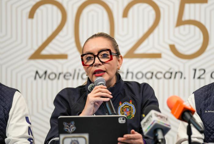 Presenta Yarabí Ávila informe de labores 2025 a 2026, al frente de la UMSNH