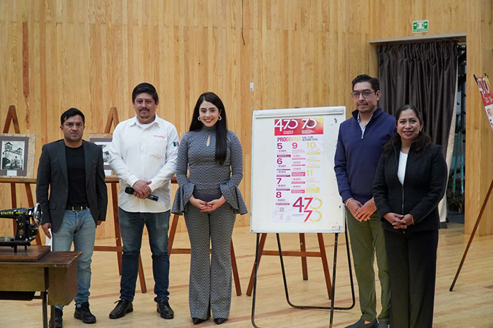 Presenta Yohana Mendoza actividades por el 470 aniversario de la fundación de Santiago Ario y 70 años como ciudad
