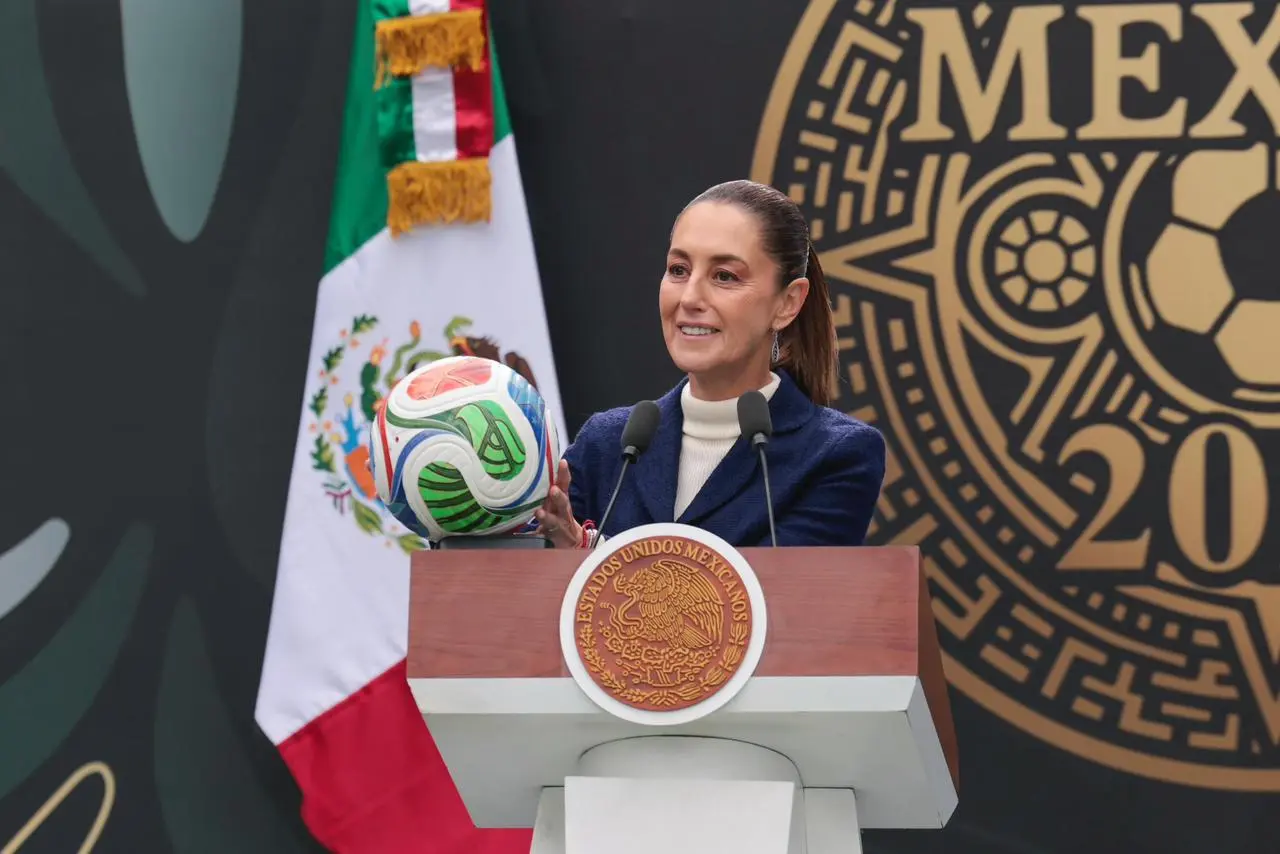 PRESIDENTA CLAUDIA SHEINBAUM PRESENTA LA COPA MUNDIAL FIFA 2026; “ES MOMENTO PARA COMPARTIRLE AL MUNDO LO QUE ES MÉXICO Y EL MOMENTO HISTÓRICO QUE VIVE”