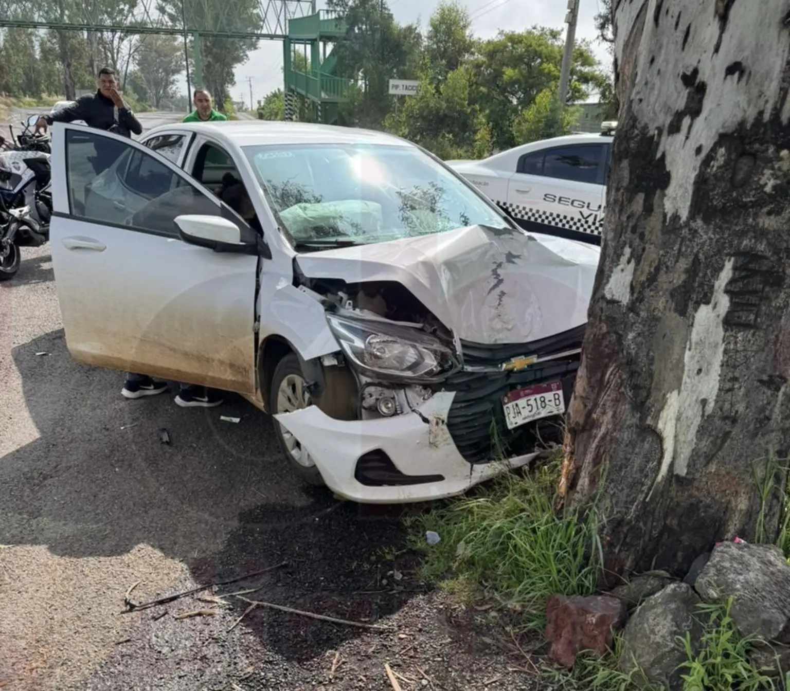 Presidenta municipal de Erongarícuaro no quiere hacerse responsable de un accidente que ella generó