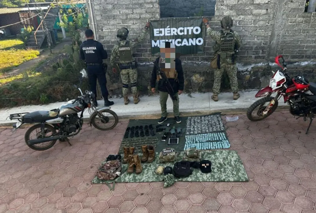  Presunto líder delincuencial es detenido en Zirahuén con armas y droga: SSP