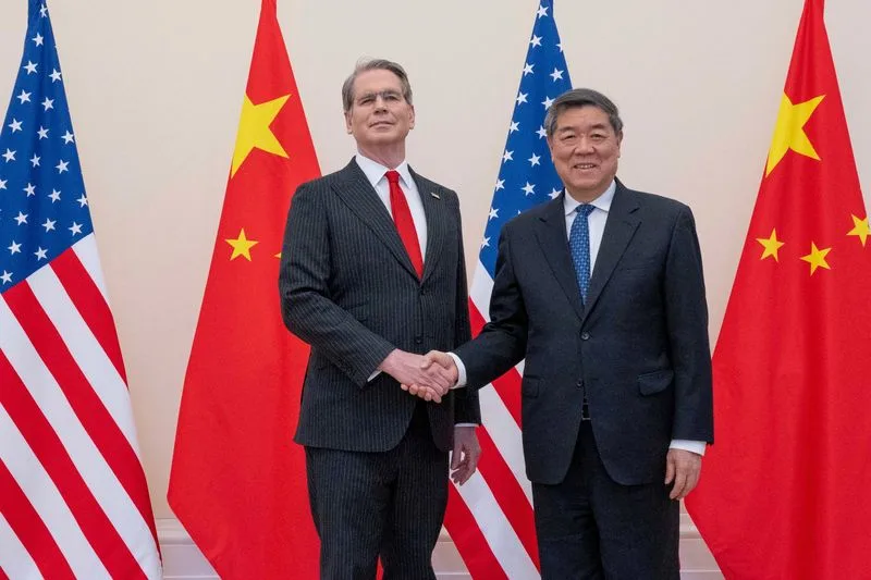 Previo a la cumbre Xi-Trump, responsables comerciales de China y EU sostienen comunicación