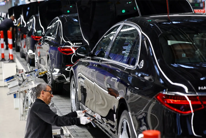 Producción de autos sube un 2.36 % en julio y las exportaciones caen un 1.38 %