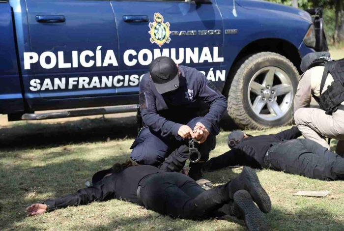 Profesionalización de kuarichas fortalece la seguridad en comunidades con autogobierno: SSP