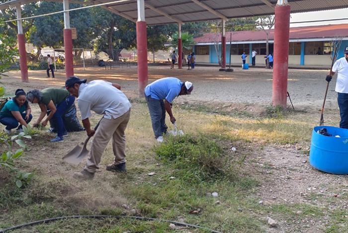 Programa “Transforma tu Escuela” llega a la Secundaria No. 154 de La Joya, en Las Guacamayas