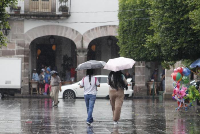 Pronostican lluvias muy fuertes para Michoacán, Jalisco, Colima y Nayarit este sábado