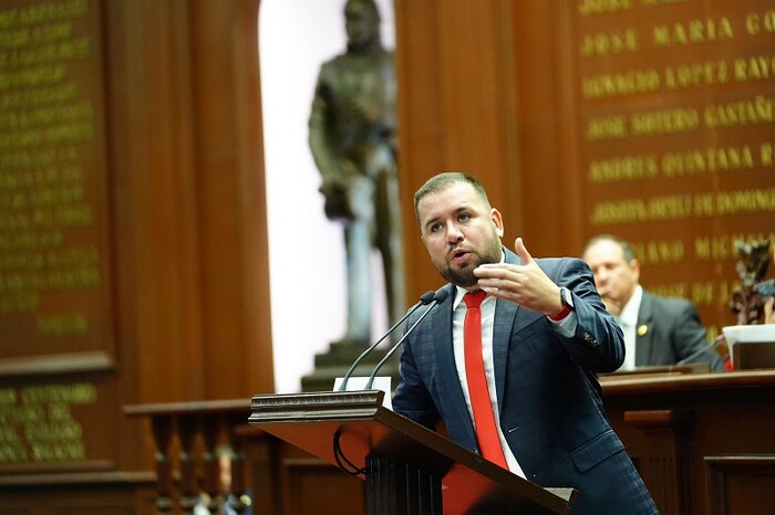 Propone Reyes Galindo «Muerte cívica» a funcionarios corruptos en Michoacán