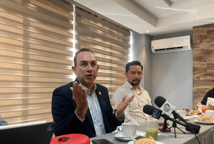 Que el INE aplique las encuestas para definir candidatos, no los partidos: Toño Soto