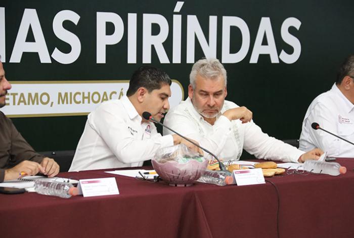 Reconoce el alcalde Pablo Varona a comunidades indígenas en Huetamo y destaca el respaldo del gobierno estatal