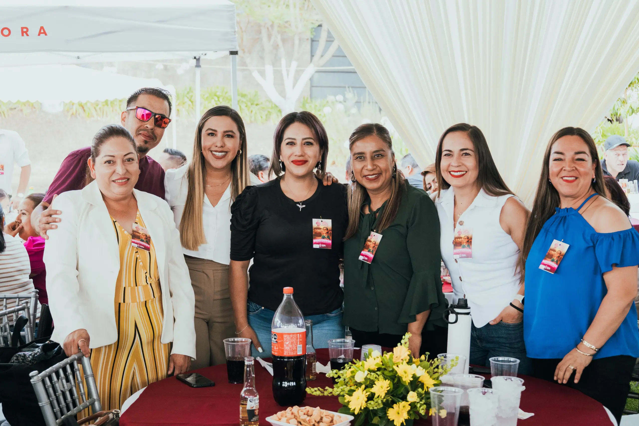 Reconoce Gobierno Municipal de Salvador Escalante a maestras y maestros en su día
